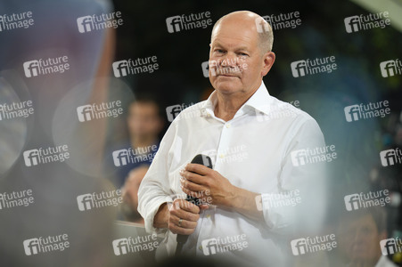 Kanzlergespräch mit Bürgern in Berlin