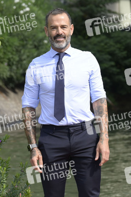 Ankunft von Katia Pedrotti und Ascanio Pacelli am Hotel Excelsior, Internationale Filmfestspiele von Venedig 2024