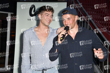 Charity Promi Swim Event 2024 in Berlin