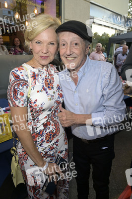 Get Together '55 Jahre Urbschat am Kurfürstendamm' in Berlin