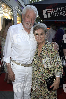 Get Together '55 Jahre Urbschat am Kurfürstendamm' in Berlin
