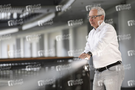 Fototermin mit Michael Vassiliadis in Hannover