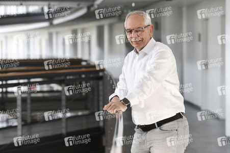 Fototermin mit Michael Vassiliadis in Hannover