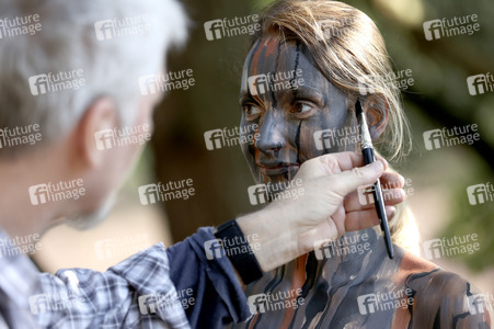 NATURE ART: Heidebäume / Heath Tress Bodypainting
