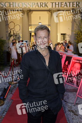 Theaterpremiere 'Stasi, Stress und Stolperfallen' in Berlin