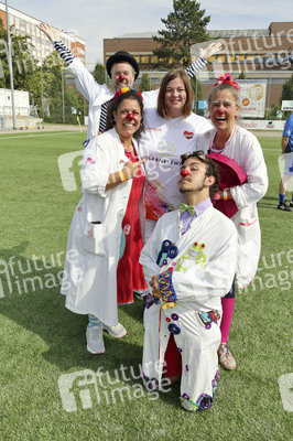 Benefiz-Fußballspiel 'Kicken mit Herz' 2024 in Hamburg
