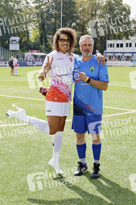 Benefiz-Fußballspiel 'Kicken mit Herz' 2024 in Hamburg