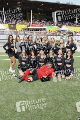 Benefiz-Fußballspiel 'Kicken mit Herz' 2024 in Hamburg