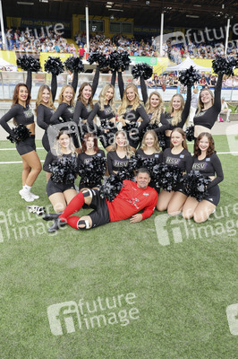 Benefiz-Fußballspiel 'Kicken mit Herz' 2024 in Hamburg