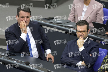 183. Sitzung des Deutschen Bundestages in Berlin