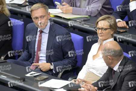 183. Sitzung des Deutschen Bundestages in Berlin