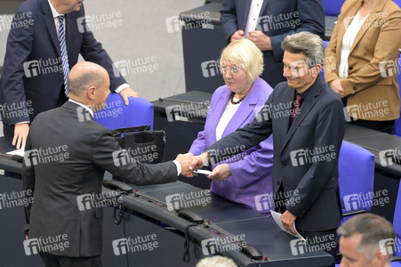 Feierstunde zum 75. Jahrestag der Konstituierung des ersten Deutschen Bundestages in Berlin
