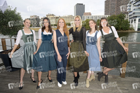 Fair Fashion Modenschau der Angermaier Greenline X Barbara Meier-Kollektion in Berlin