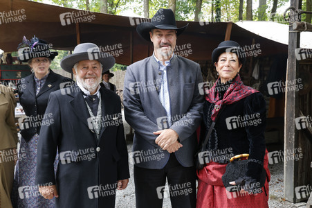 Markus Söder besucht den Cowboy-Club München