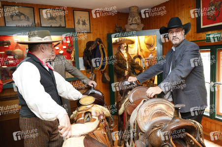 Markus Söder besucht den Cowboy-Club München