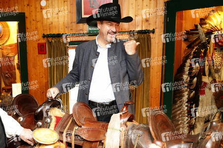 Markus Söder besucht den Cowboy-Club München