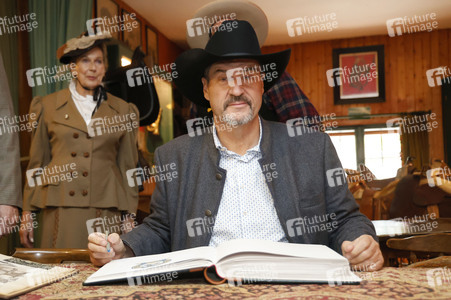 Markus Söder besucht den Cowboy-Club München