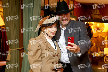 Markus Söder besucht den Cowboy-Club München