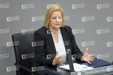 185. Sitzung des Deutschen Bundestages in Berlin