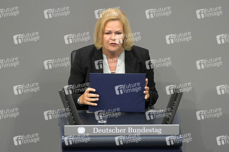 185. Sitzung des Deutschen Bundestages in Berlin