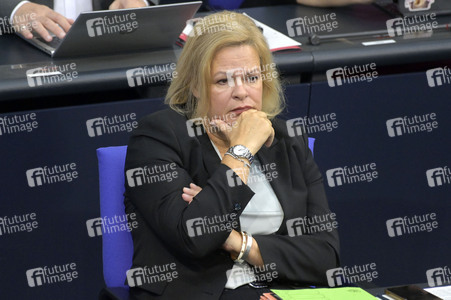 185. Sitzung des Deutschen Bundestages in Berlin