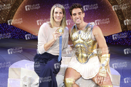 Medaillengewinner besuchen das Musical 'Hercules' in Hamburg