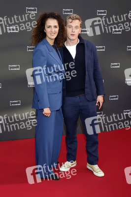 Festivaleröffnung und Filmpremiere 'Könige des Sommers', Filmfest Hamburg 2024