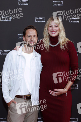 Festivaleröffnung und Filmpremiere 'Könige des Sommers', Filmfest Hamburg 2024