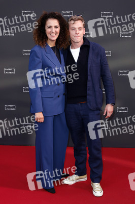 Festivaleröffnung und Filmpremiere 'Könige des Sommers', Filmfest Hamburg 2024