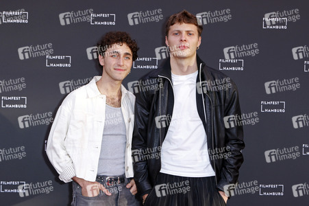 Festivaleröffnung und Filmpremiere 'Könige des Sommers', Filmfest Hamburg 2024