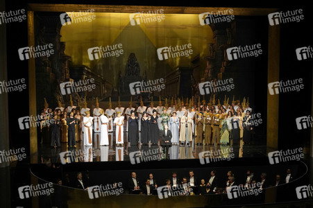 Schlussapplaus 'Die Zauberflöte' in Berlin