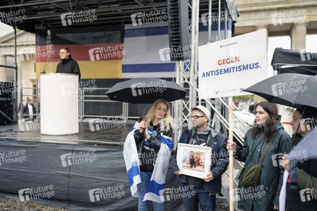 Solidaritätskundgebung für Israel vor dem Brandenburger Tor in Berlin