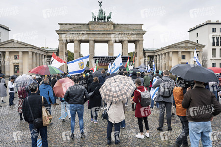 Solidaritätskundgebung für Israel vor dem Brandenburger Tor in Berlin