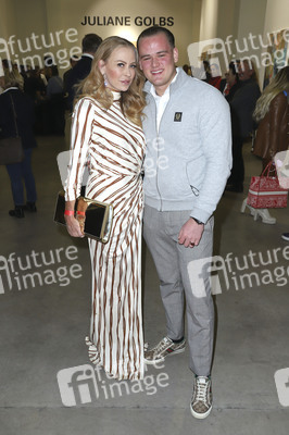 Charity Vernissage von Juliane Golbs in Hamburg