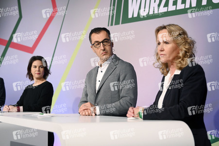 Ergebnisverkündung der digitalen Urabstimmung von Bündnis 90/Die Grünen in Berlin