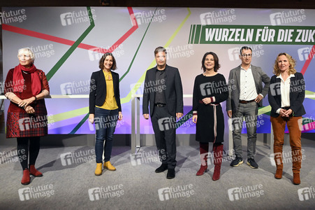 Ergebnisverkündung der digitalen Urabstimmung von Bündnis 90/Die Grünen in Berlin