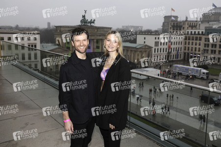 Photocall zur Silvestershow 'Celebrate at the Gate - Willkommen 2022' in Berlin