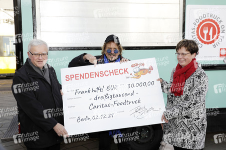 Frank Zander unterstützt Caritas-Foodtruck in Berlin