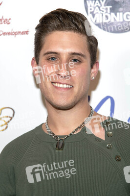 Nimi Adokiye und Danny Eley Celebrity Babyparty in West Hollywood