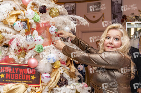 Weihnachtsbaumschmücken im Hollywood Museum in Los Angeles