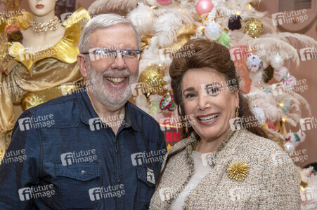 Weihnachtsbaumschmücken im Hollywood Museum in Los Angeles