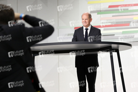 Pressetermin zur Unterzeichnung des Koalitionsvertrages in Berlin