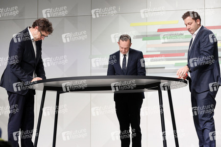 Pressetermin zur Unterzeichnung des Koalitionsvertrages in Berlin