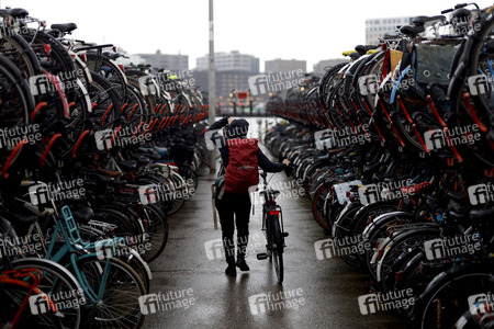 Symbolfoto Fahrradparkhaus