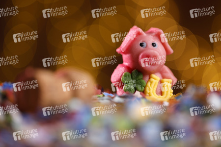 Symbolfoto Glücksschweine