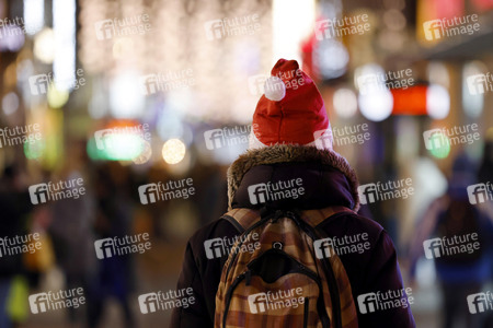 Symbolfoto Weihnachtseinkäufe
