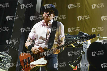 Konzert von Einstürzende Neubauten in Hannover