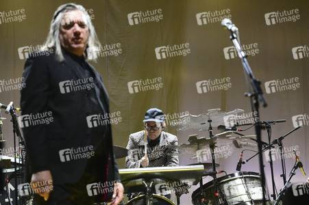 Konzert von Einstürzende Neubauten in Hannover