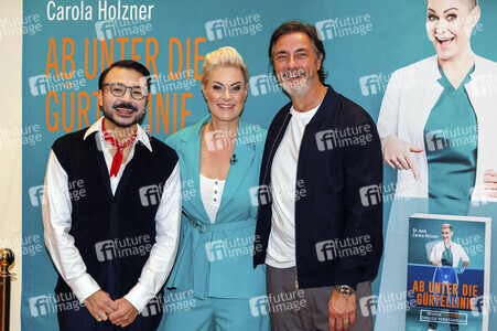 Premierenlesung des Buchs 'Ab unter die Gürtellinie' in Köln