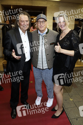 Gala-Premiere zum Start des neuen Programms Varieté im Hansa-Theater in Hamburg